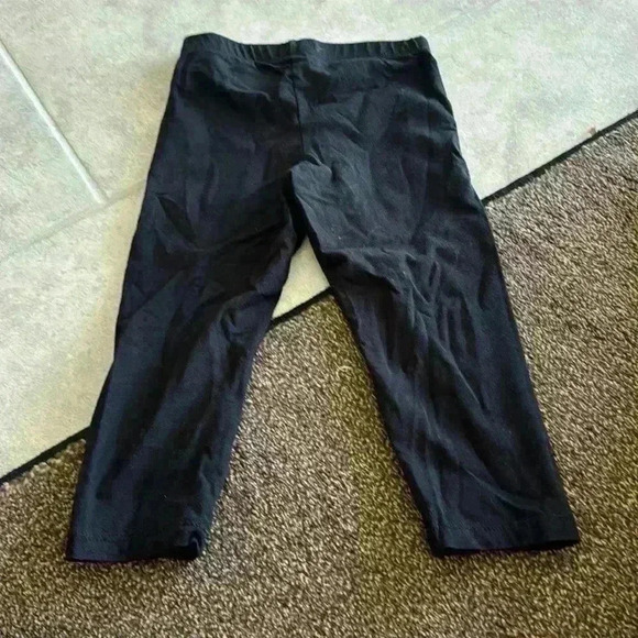 Plain Black Leggings - Picture 2 of 3